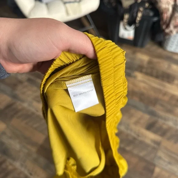 MODERN WORKS | Medium Vibrant Yellow Wide-Leg Pants - Picture 4 of 5